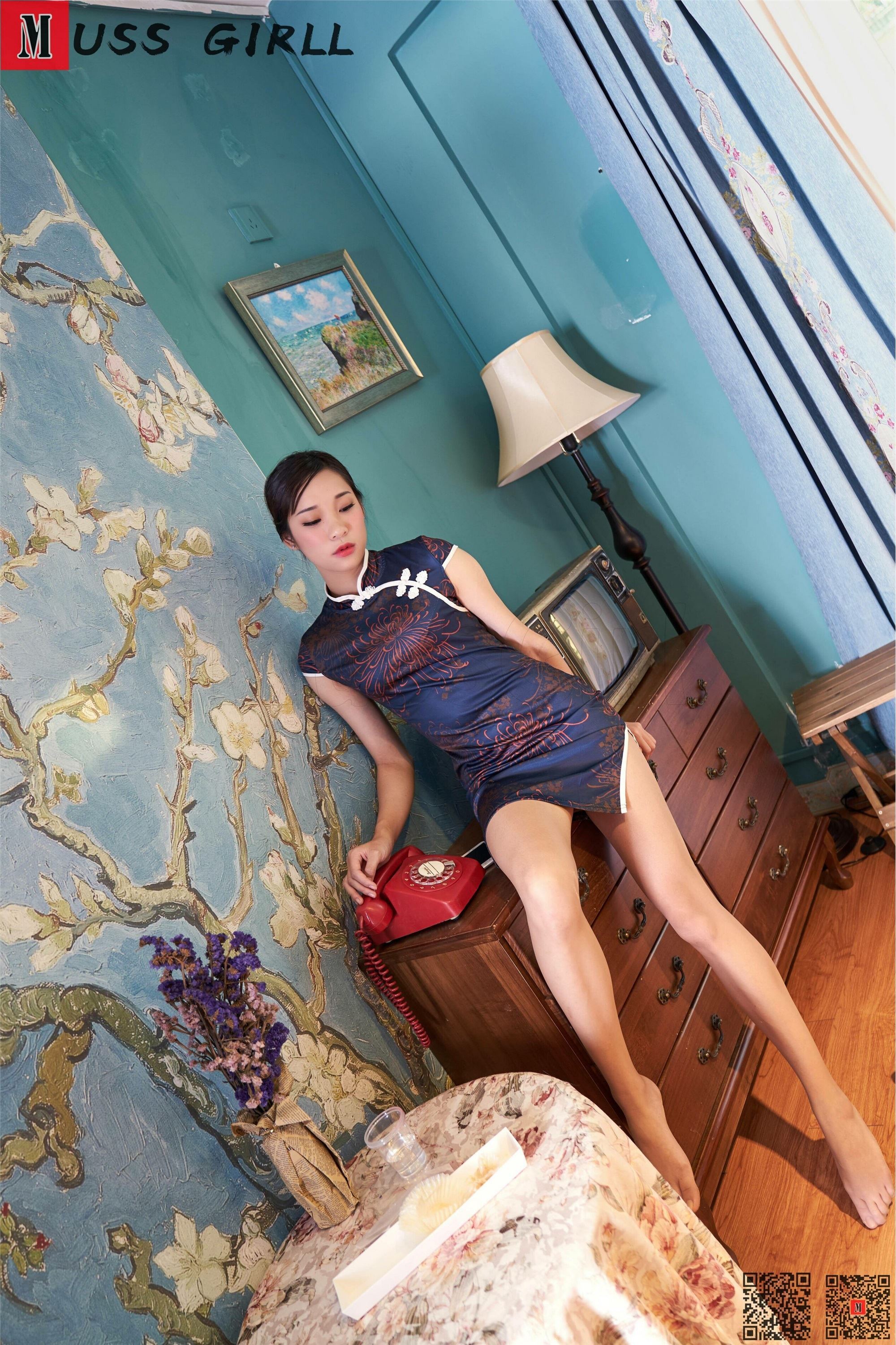 MussGirl慕丝女郎  NO.146 复古碎花旗袍